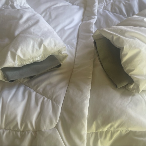 Columbia Women's Sportswear Co Quilted Jacket with Fur Trim Hood XL White - Picture 16 of 16